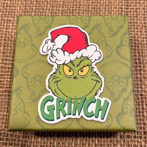 Dr. Seuss Jewelry - NIB The Grinch earrings